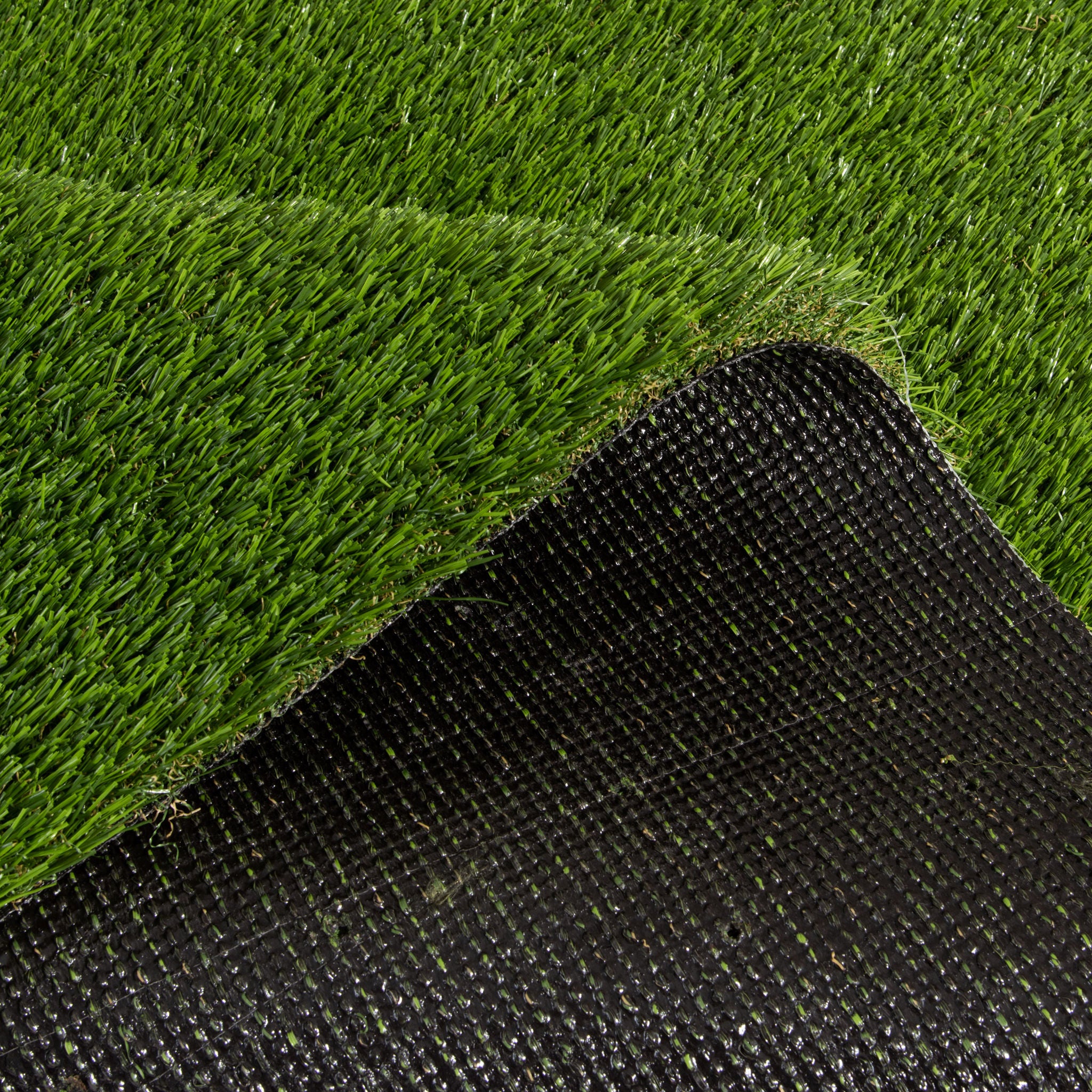 PreGra 80 oz Platinum Artificial Turf