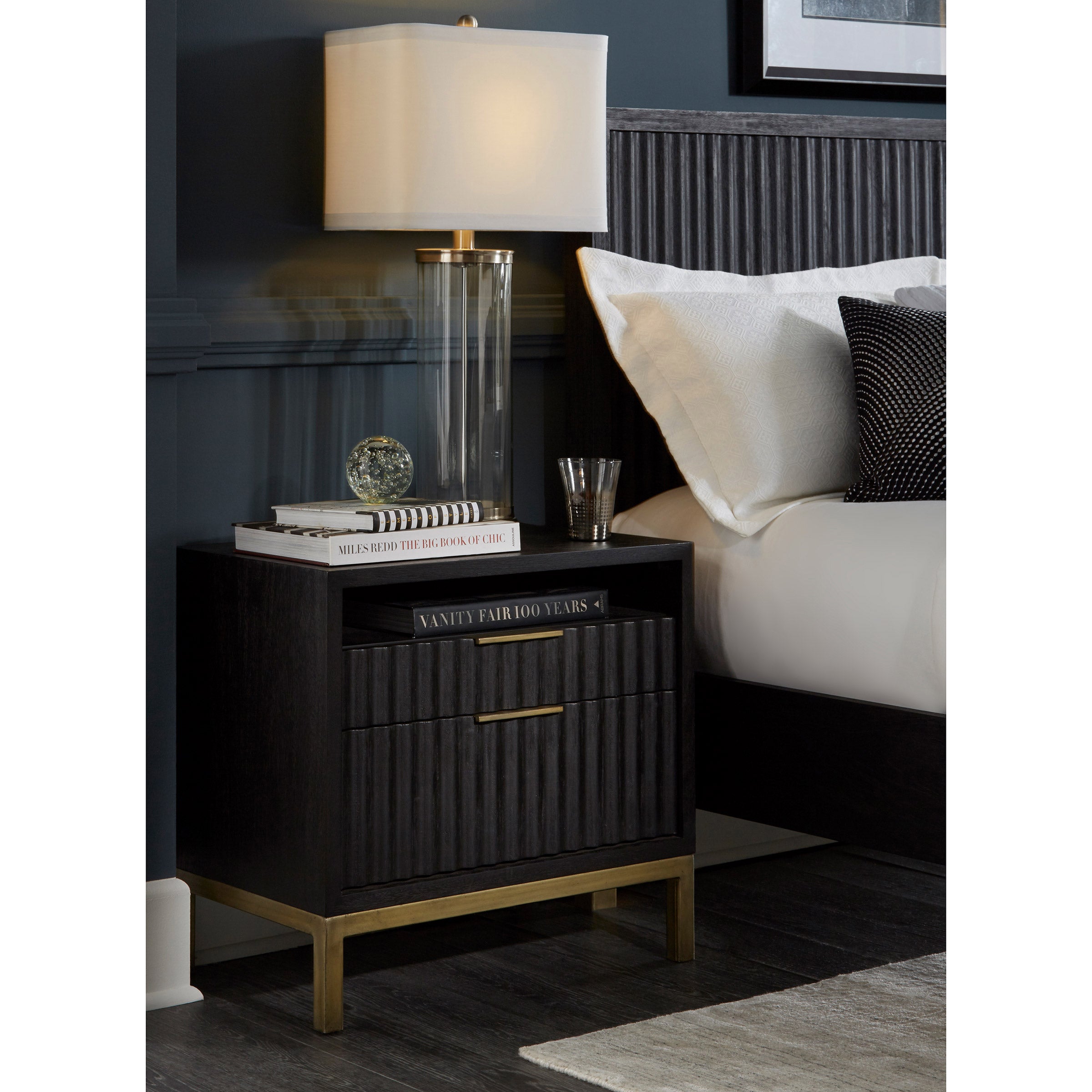 Bostiri Queen Bedroom Collection
