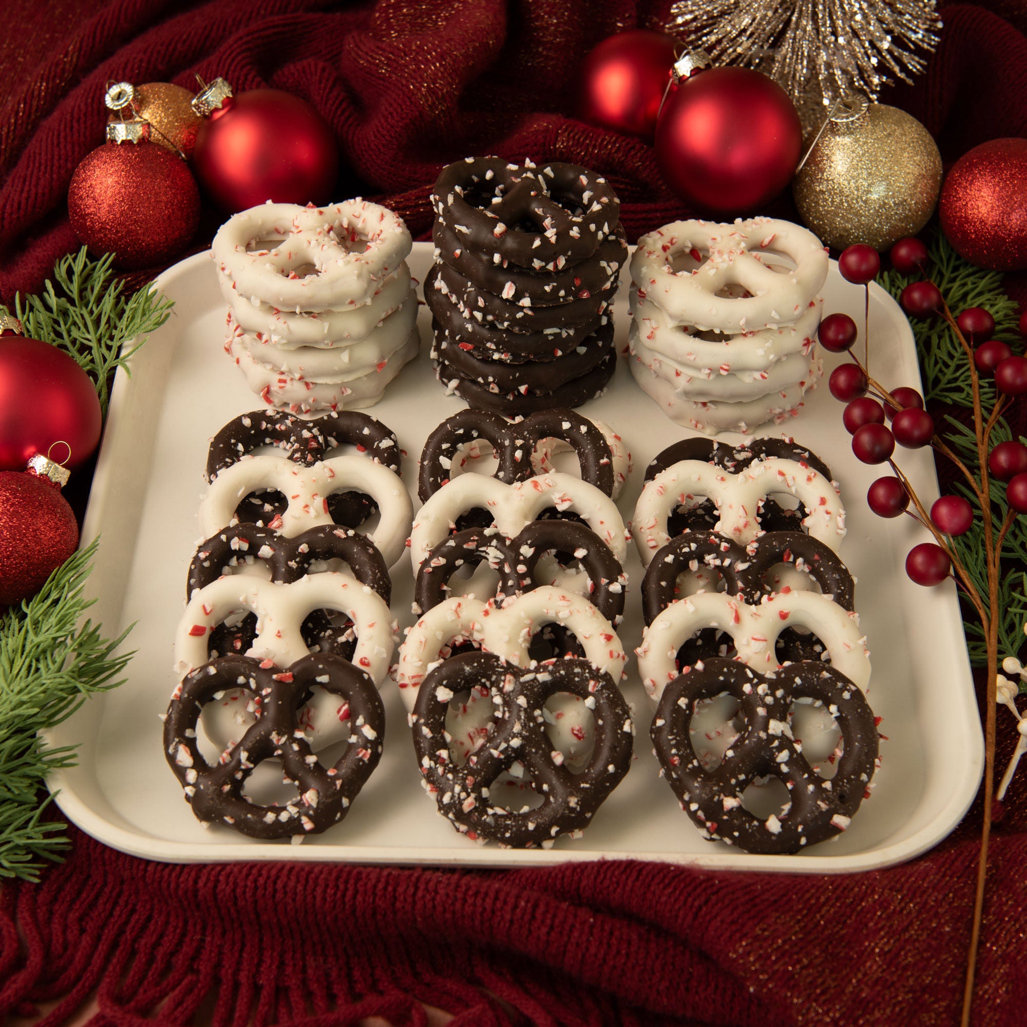Sweet Penny, Holiday Peppermint Pretzel Assortment, 30-count
