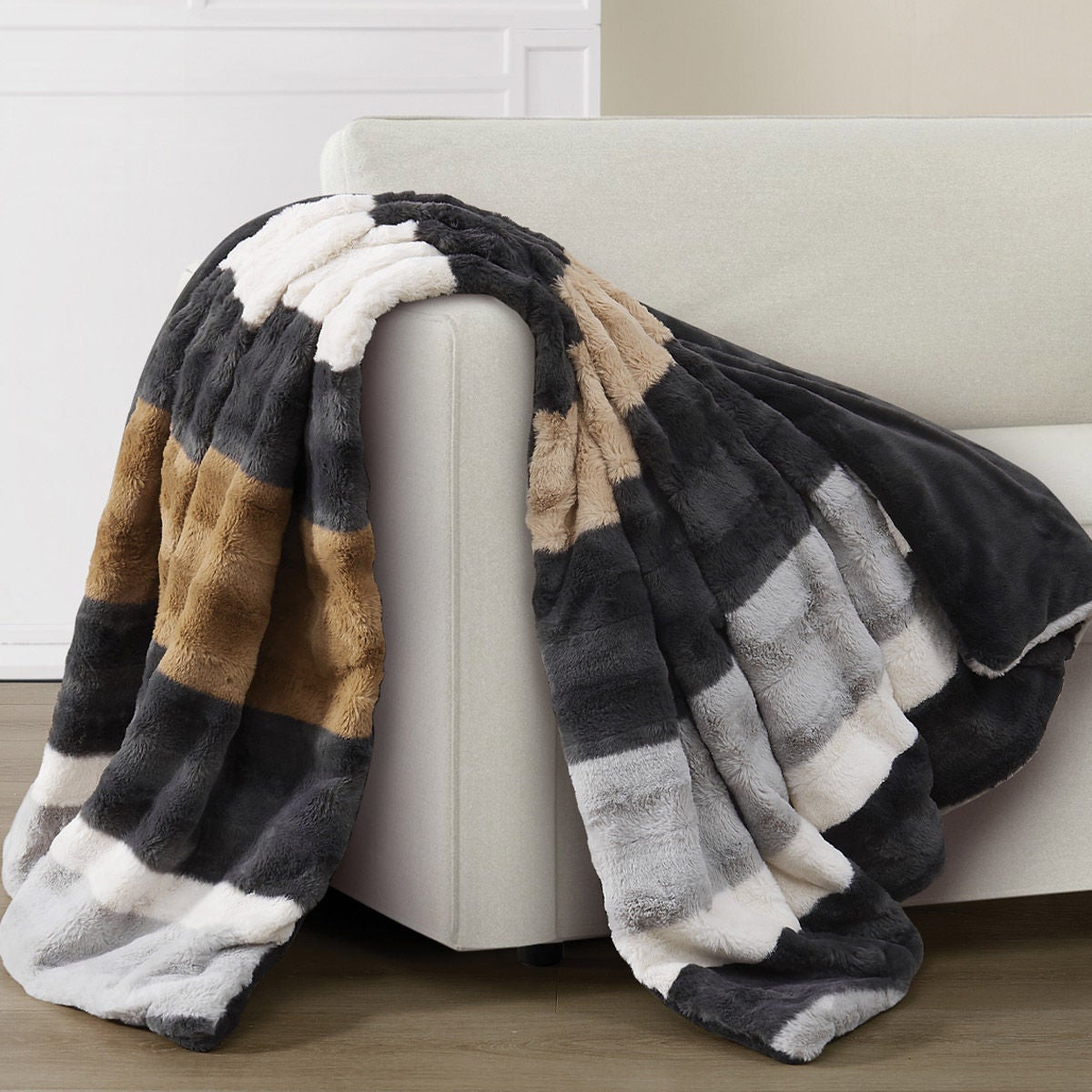 Brooklyn Loom Rugby Stripe Throw
