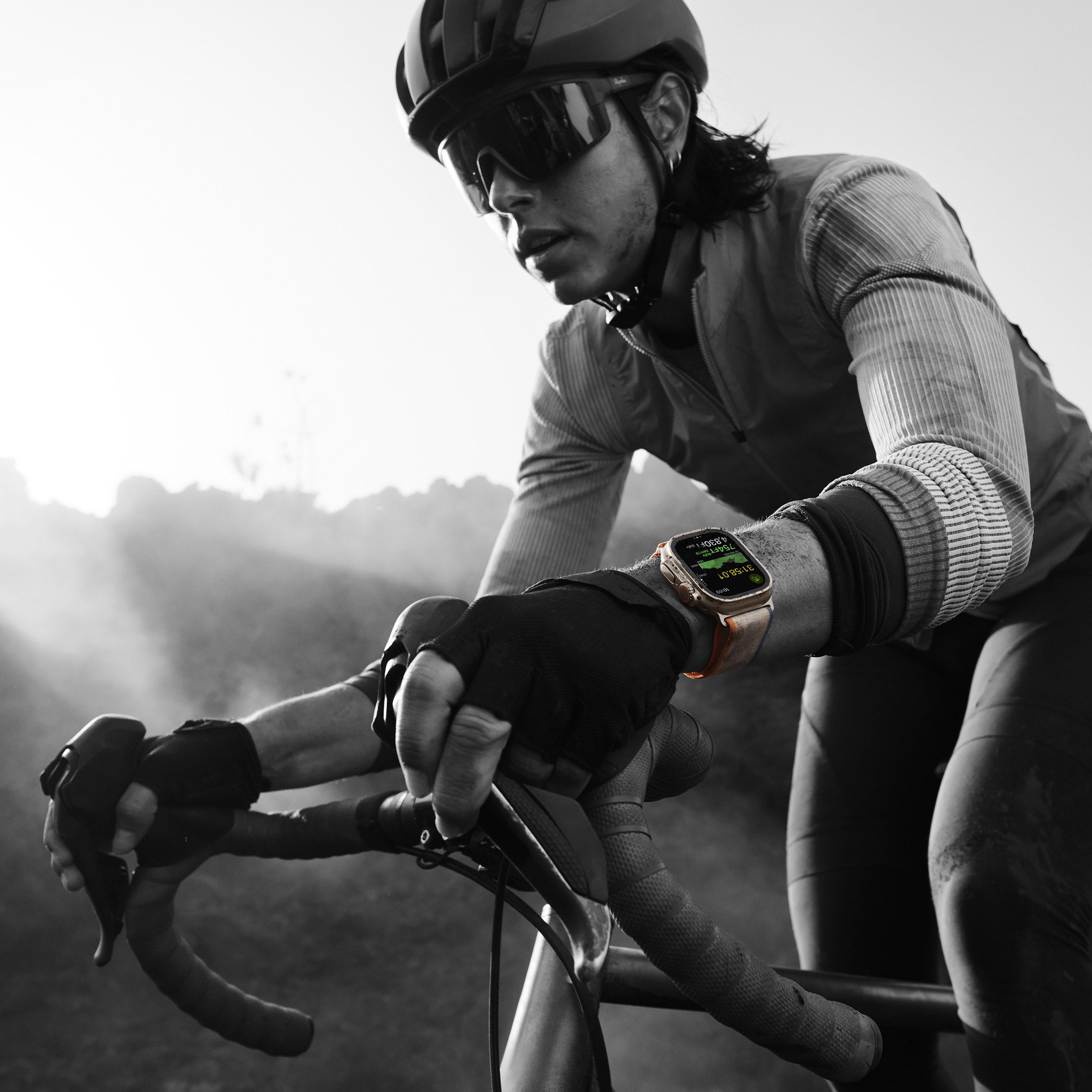 Apple Watch Ultra 2 (GPS + Cellular)