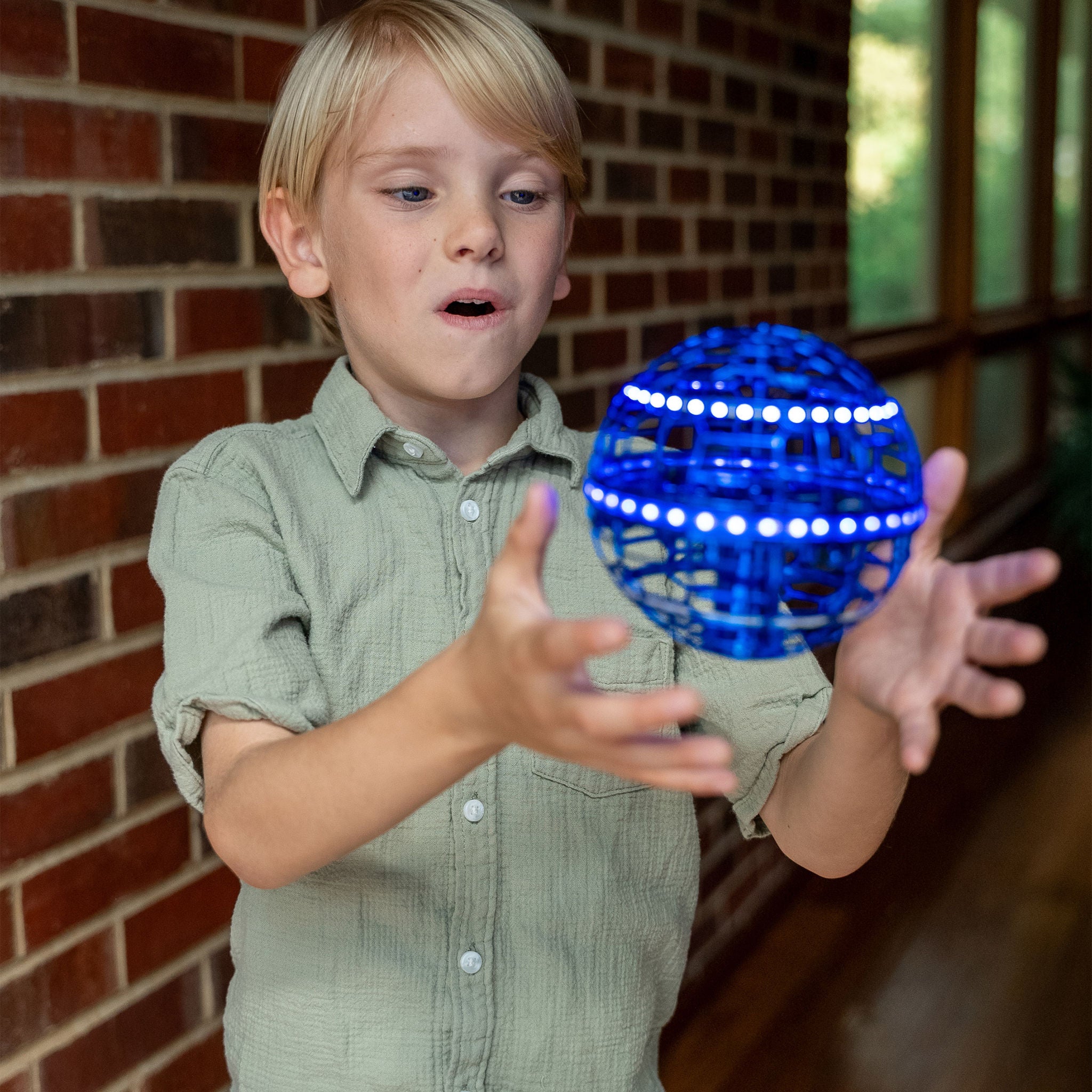 Lumisphere - Hand-controlled Action Orb