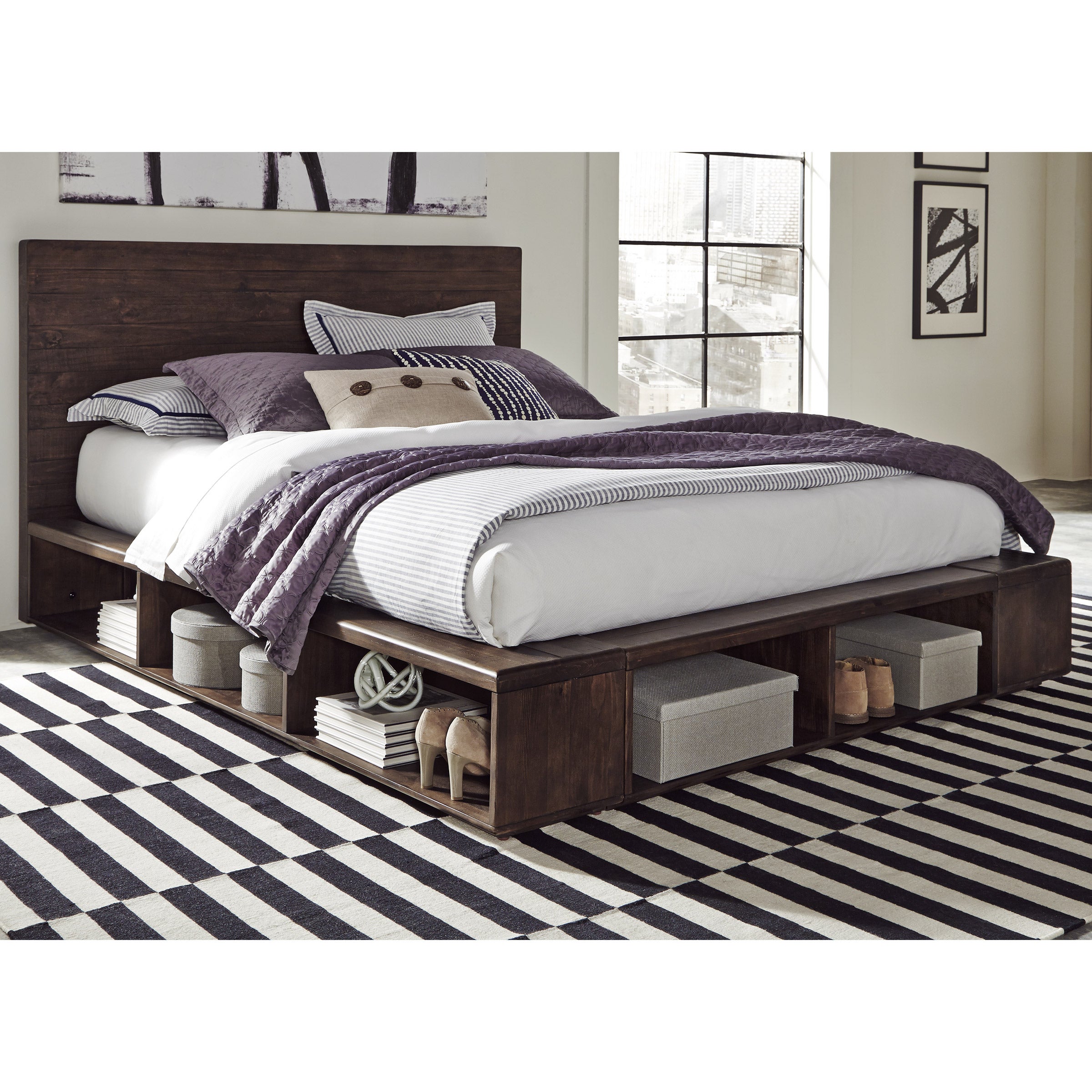 Britt 5-piece Cal King Bedroom Set