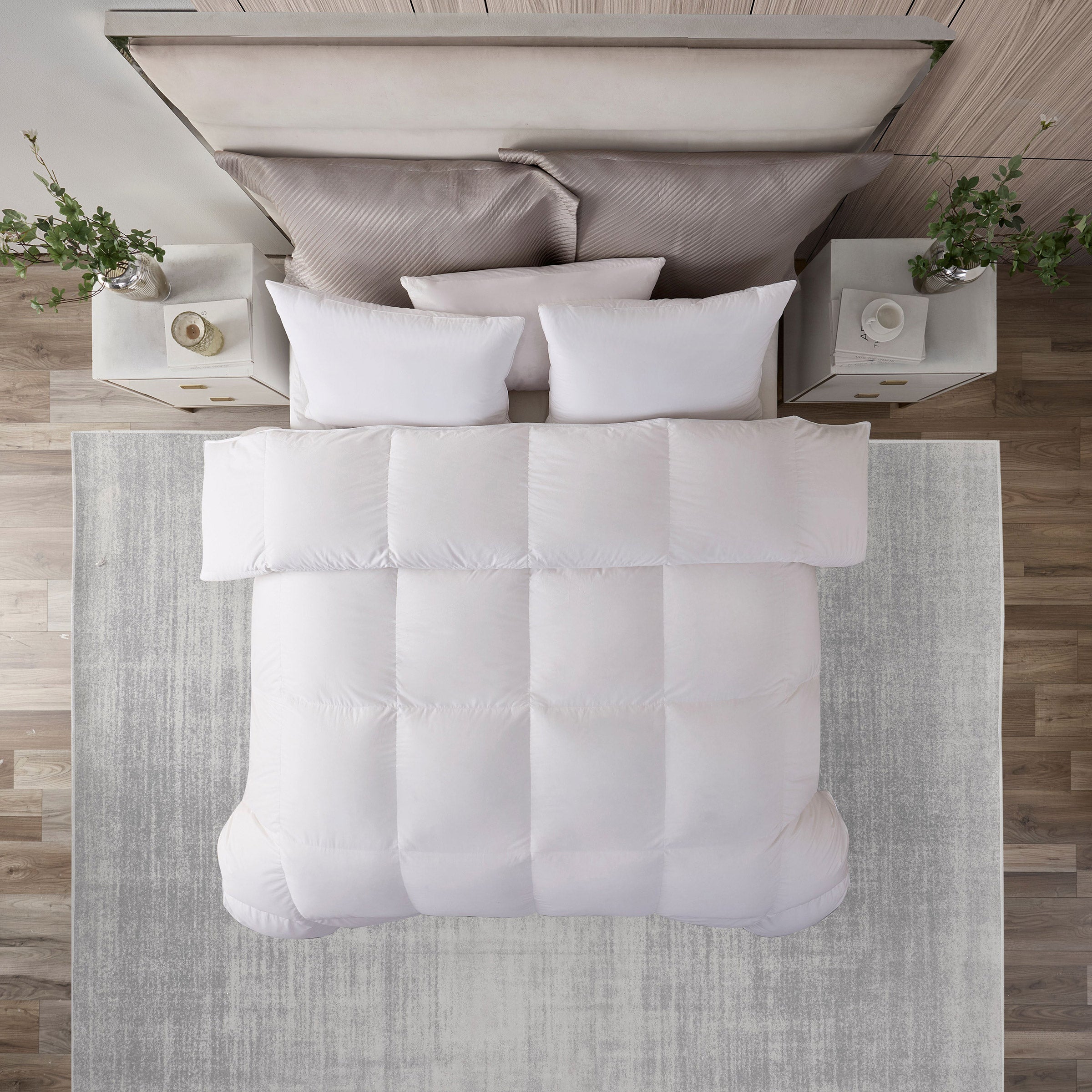 White Peak White Goose Down Comforter