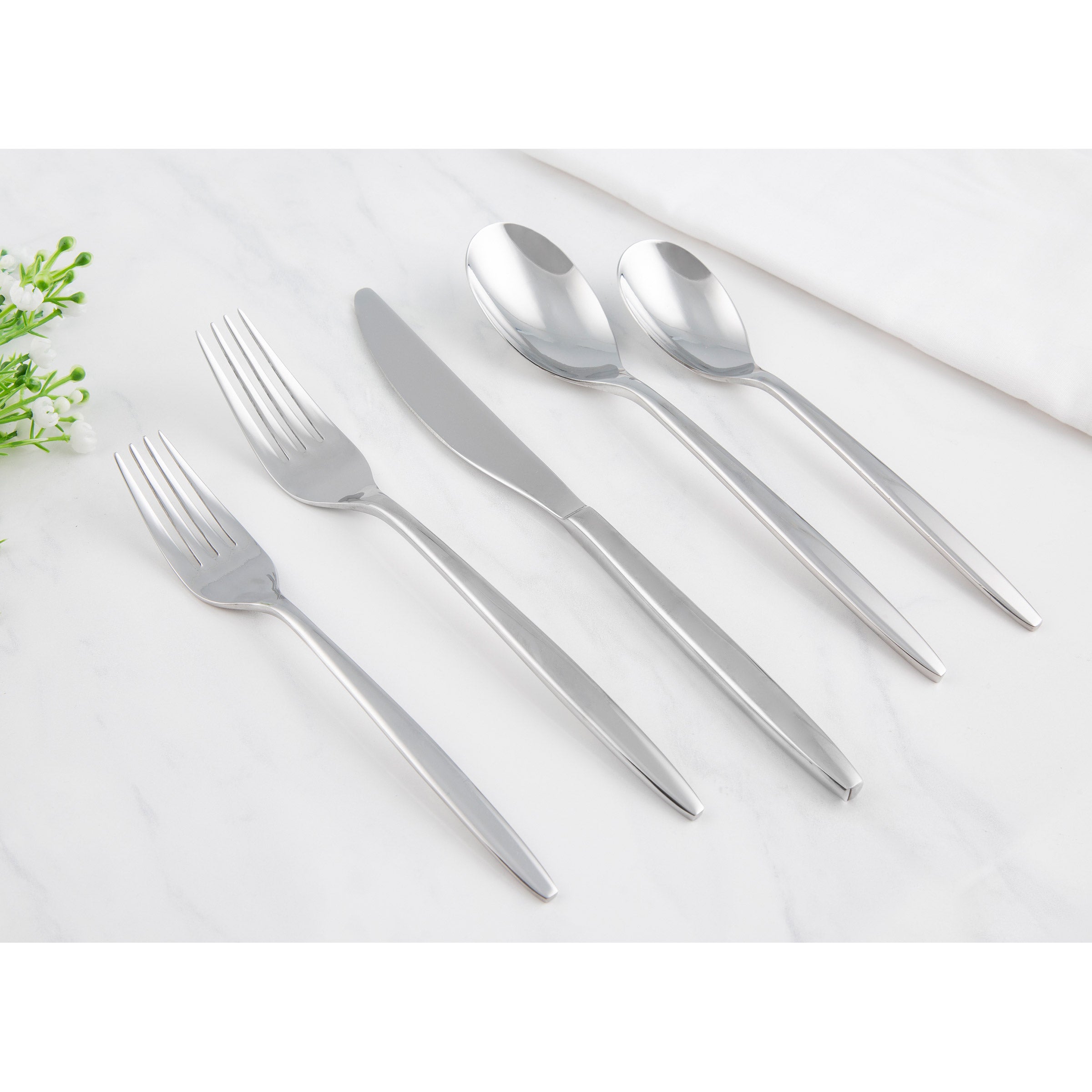 Cambridge Silversmith Silas Mirror 20-piece Flatware Set