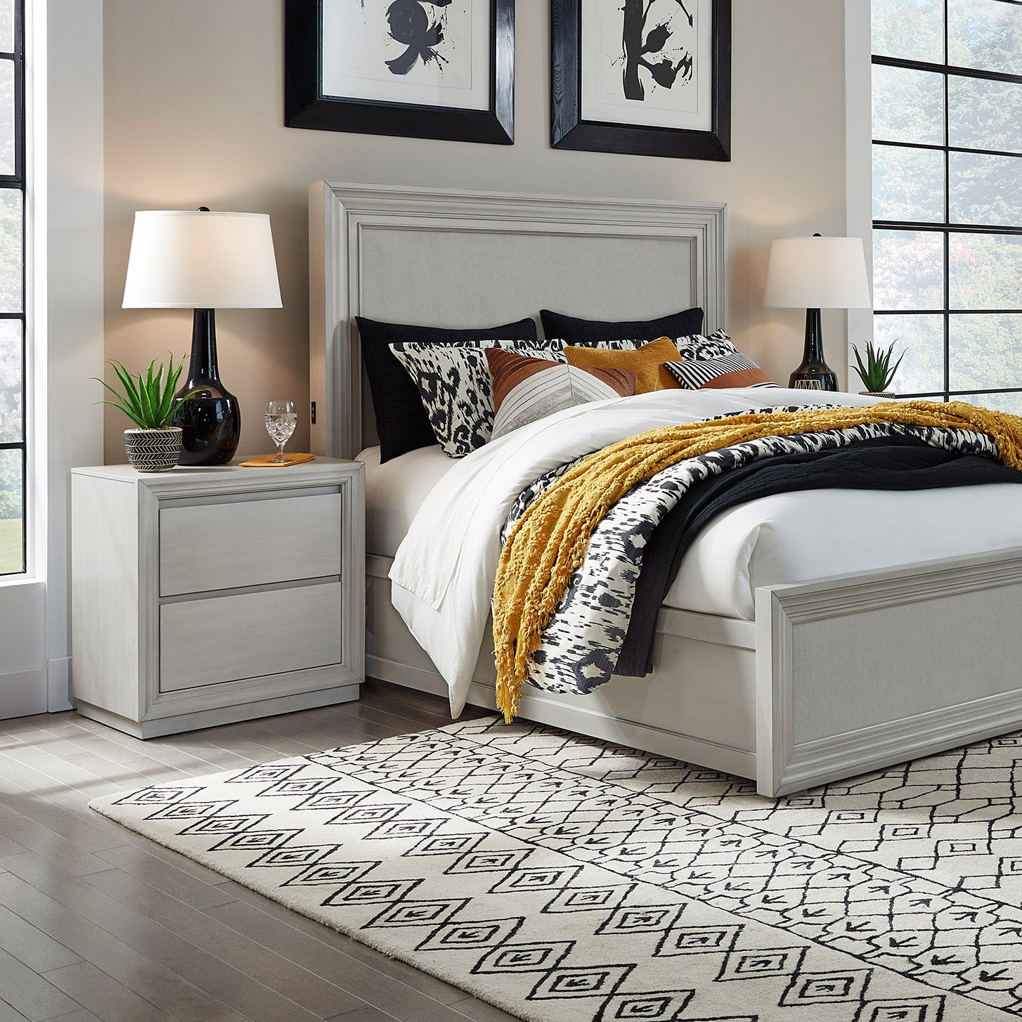 Hayes Nightstand