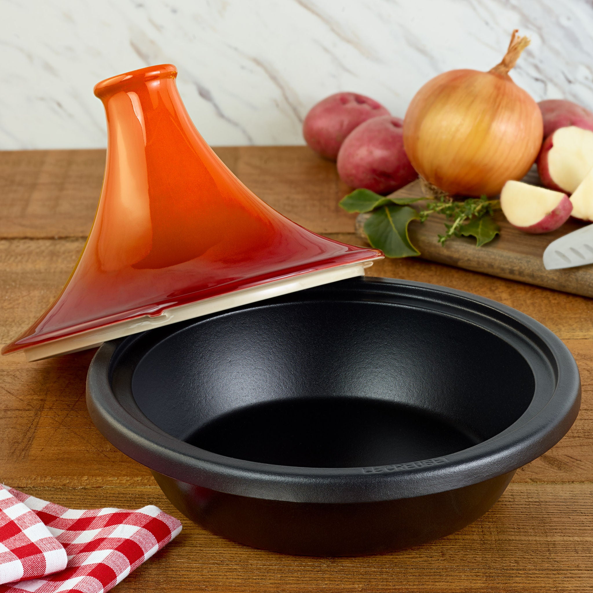 Le Creuset 2.5-quart Moroccan Tagine
