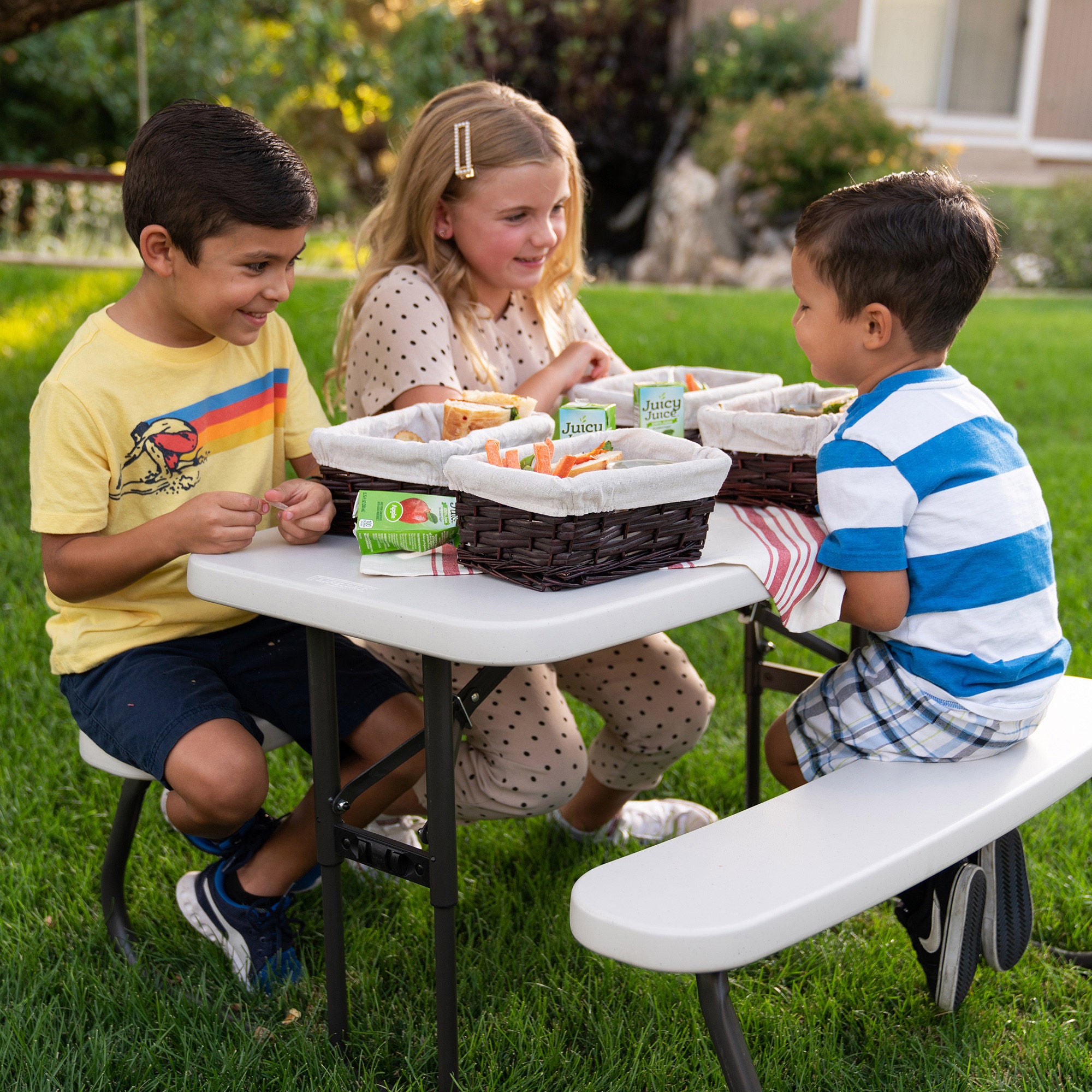 Lifetime Kids Picnic Table