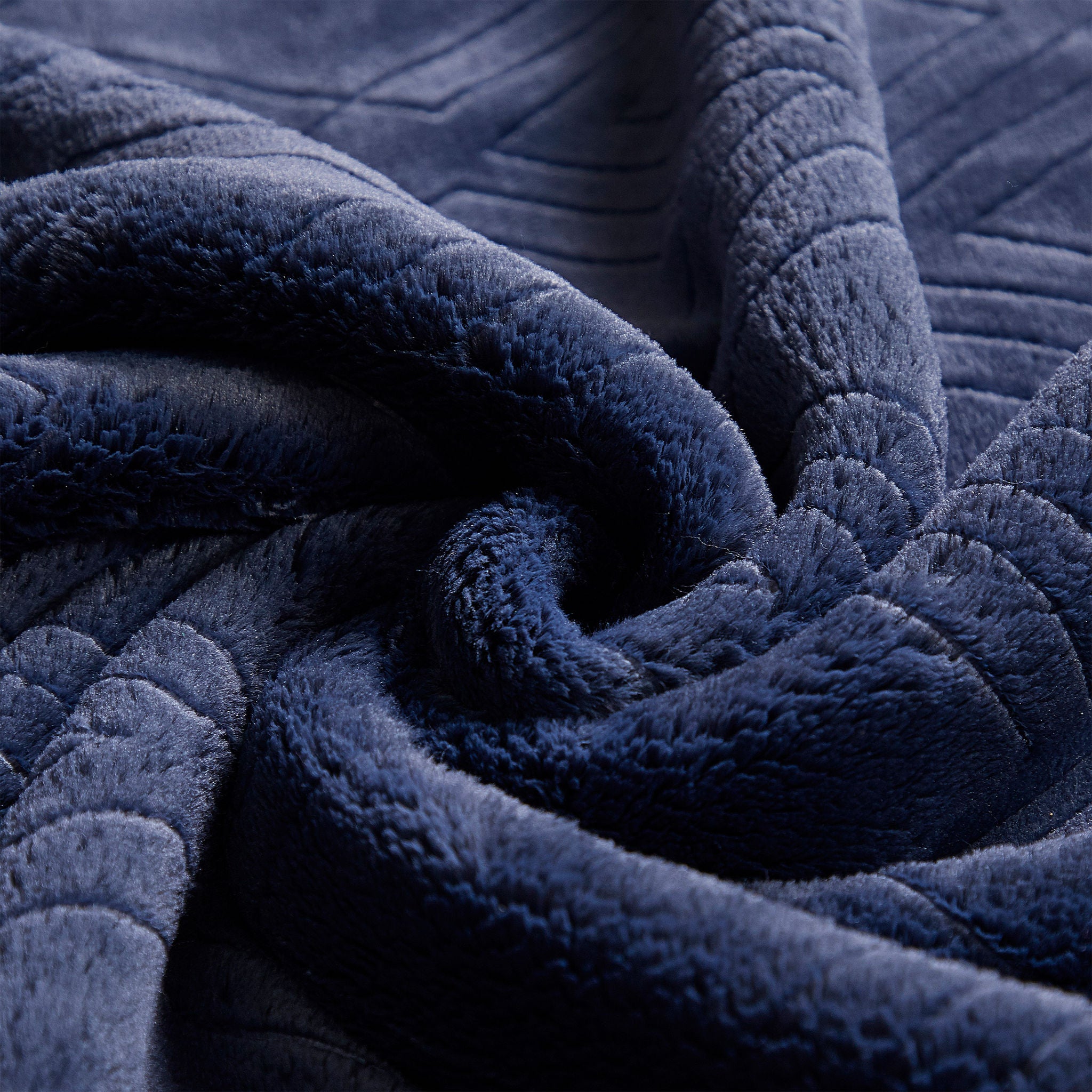 Monte & Jardin Ultra Plush Throw