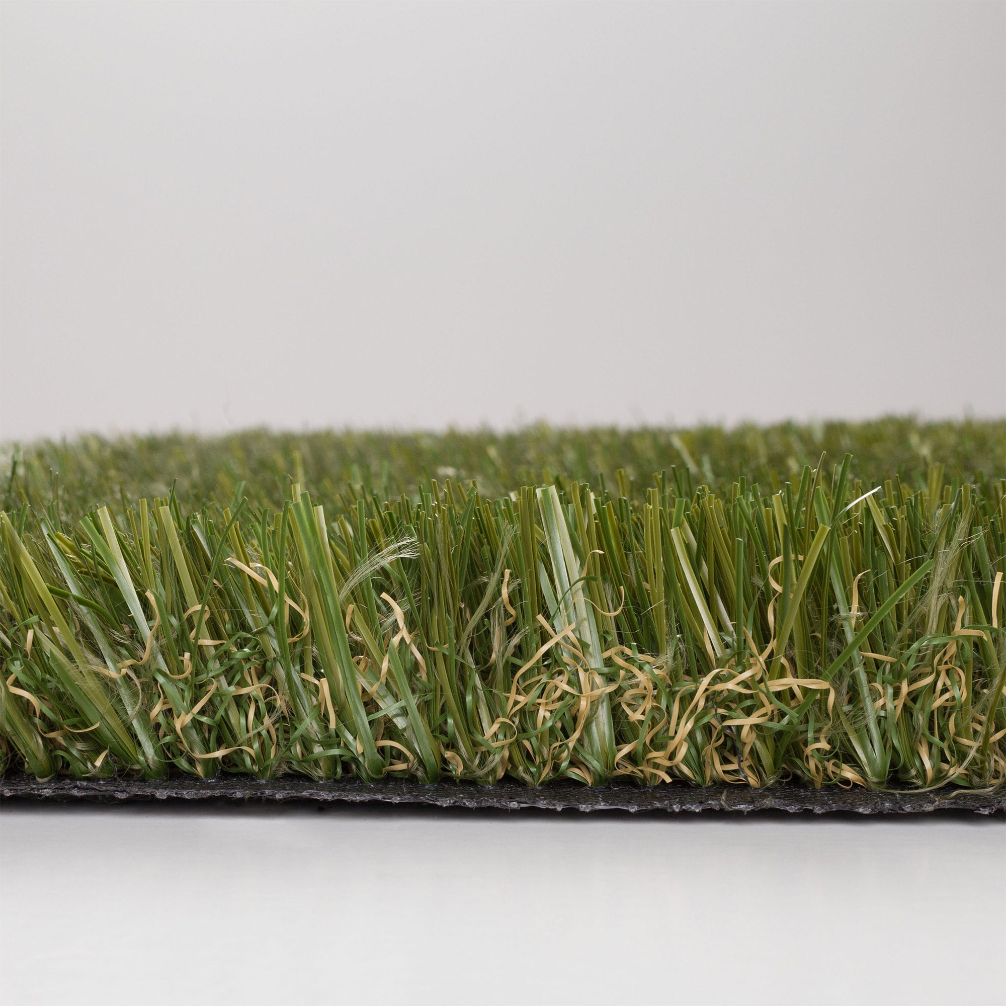 Pregra 69 oz Elite Artificial Turf