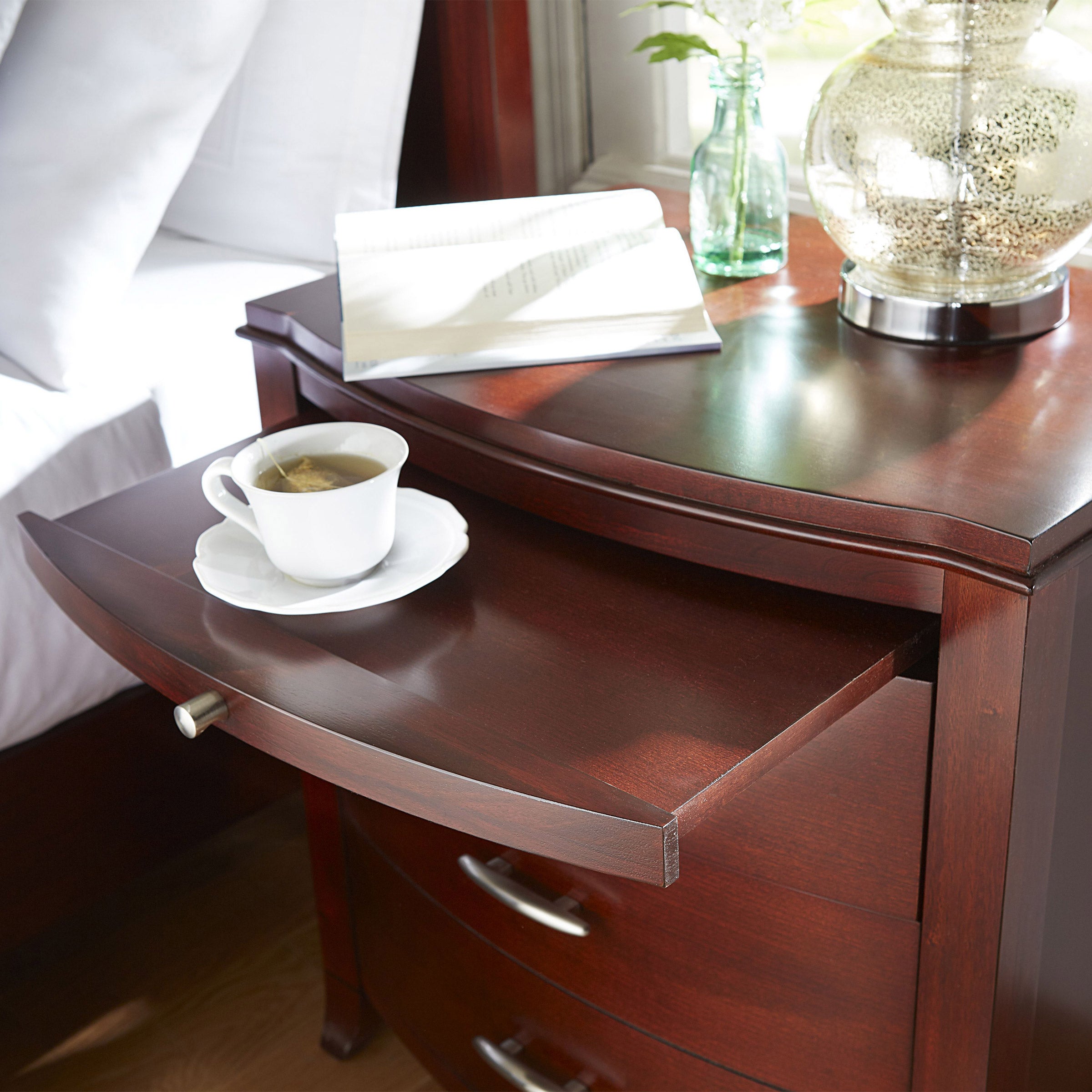 Laramonne Queen Bedroom Collection
