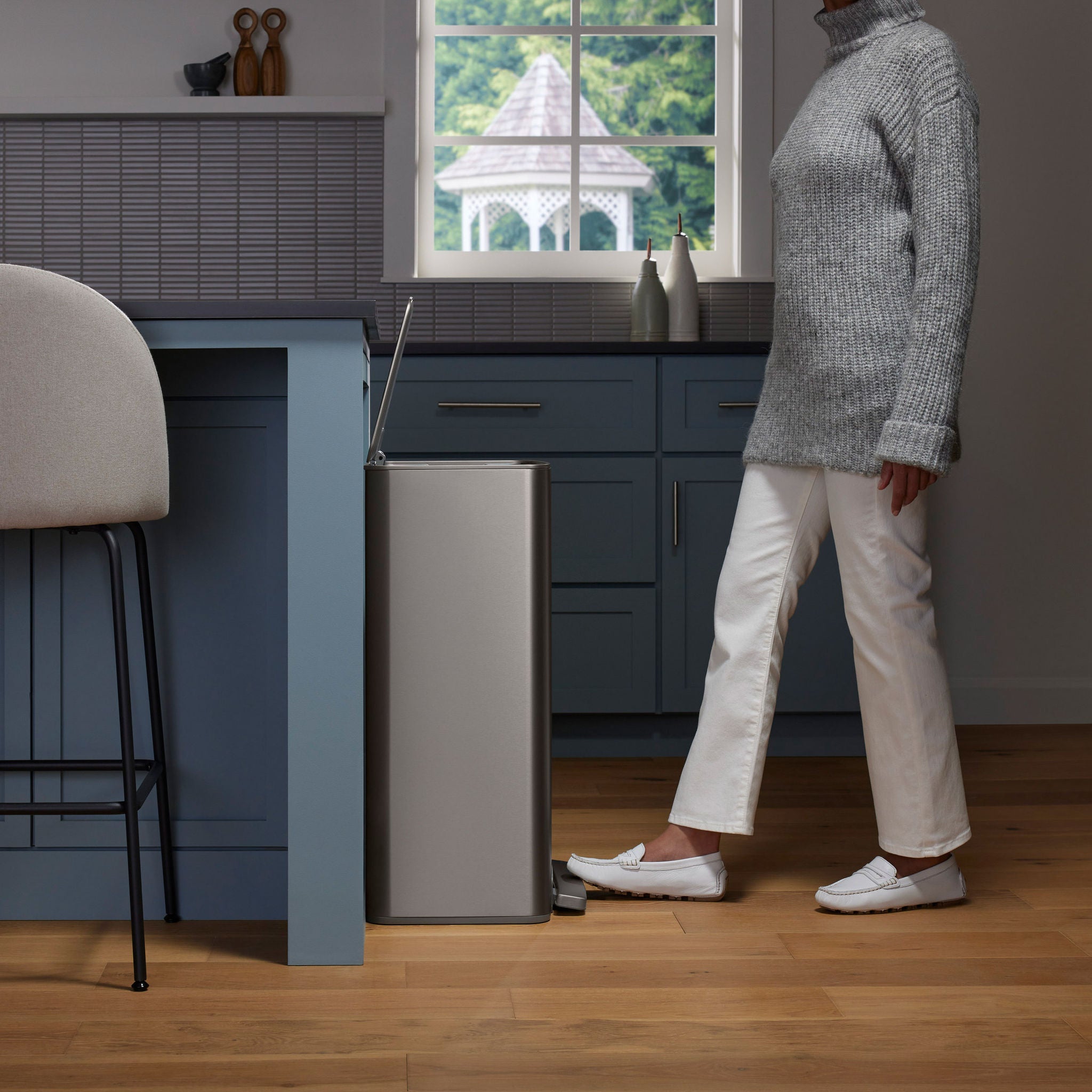 Kohler 47L Step Trash Can