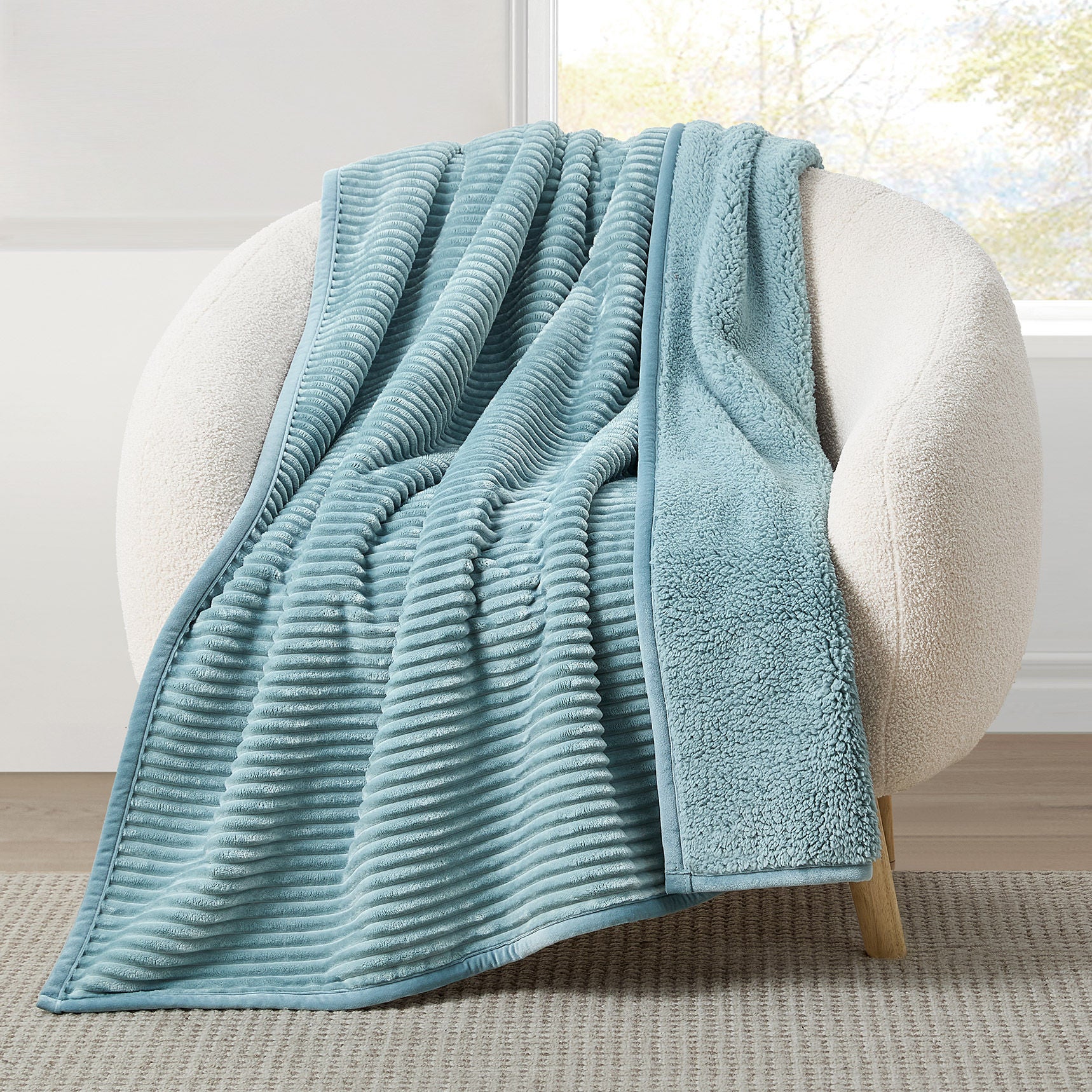 Tiana Throw