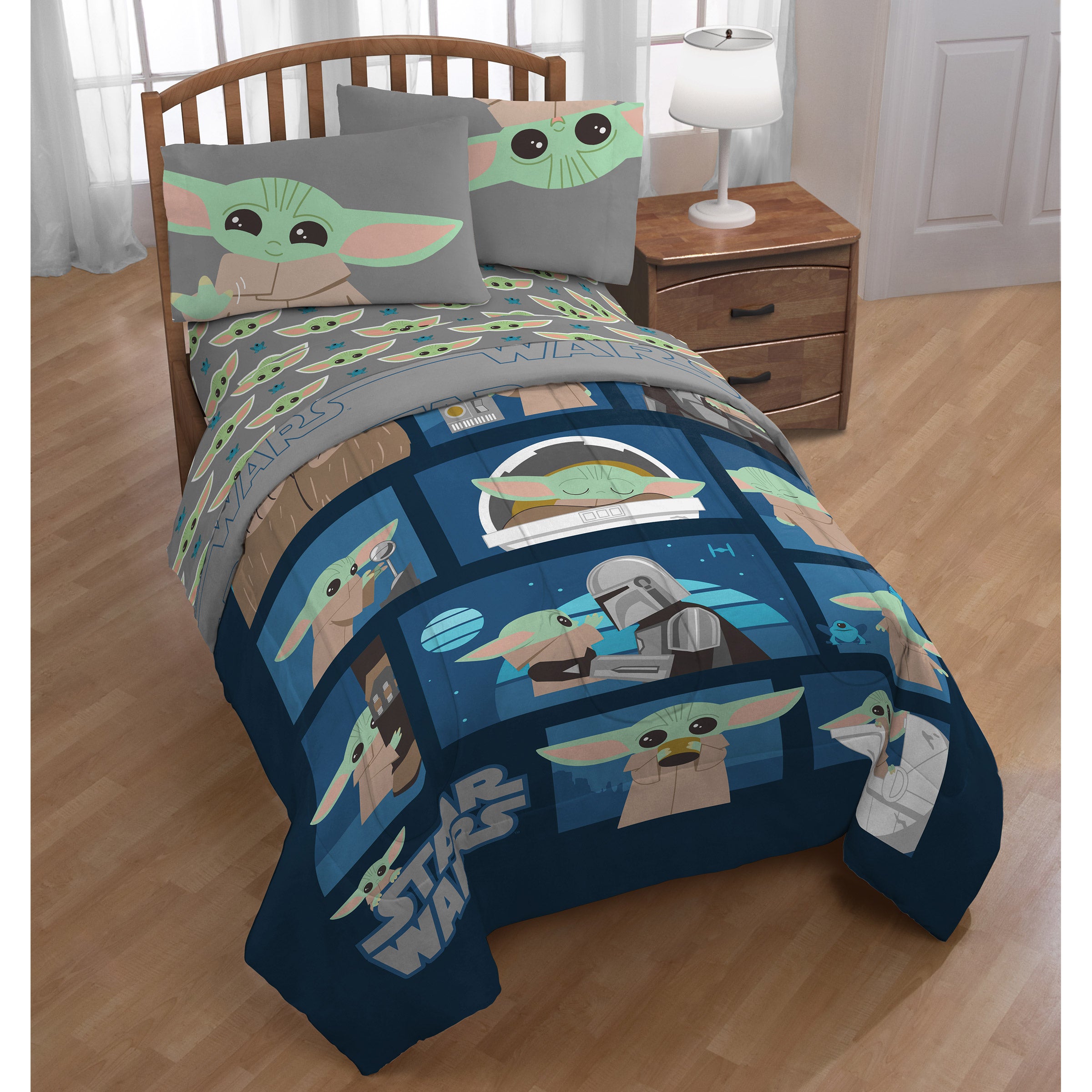 Licensed 5-piece Twin Bed Set