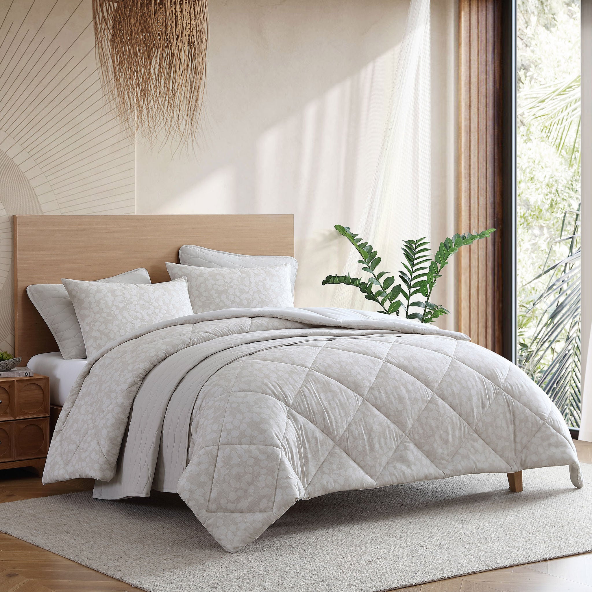 Jennifer Adams Reversible 6-piece Comforter Set, Avery
