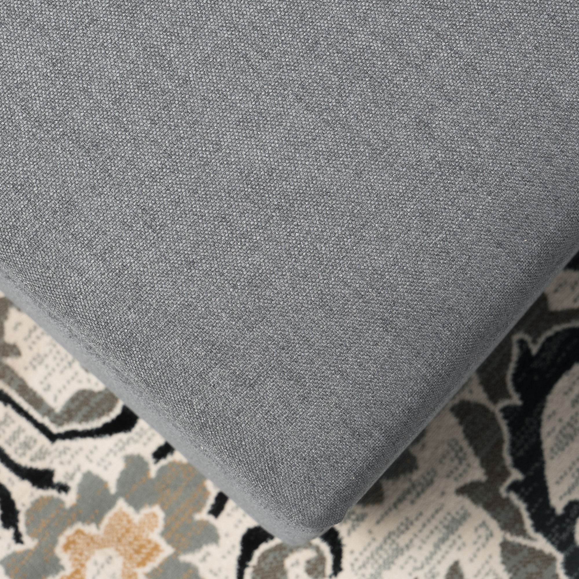 Iris Storage Bench