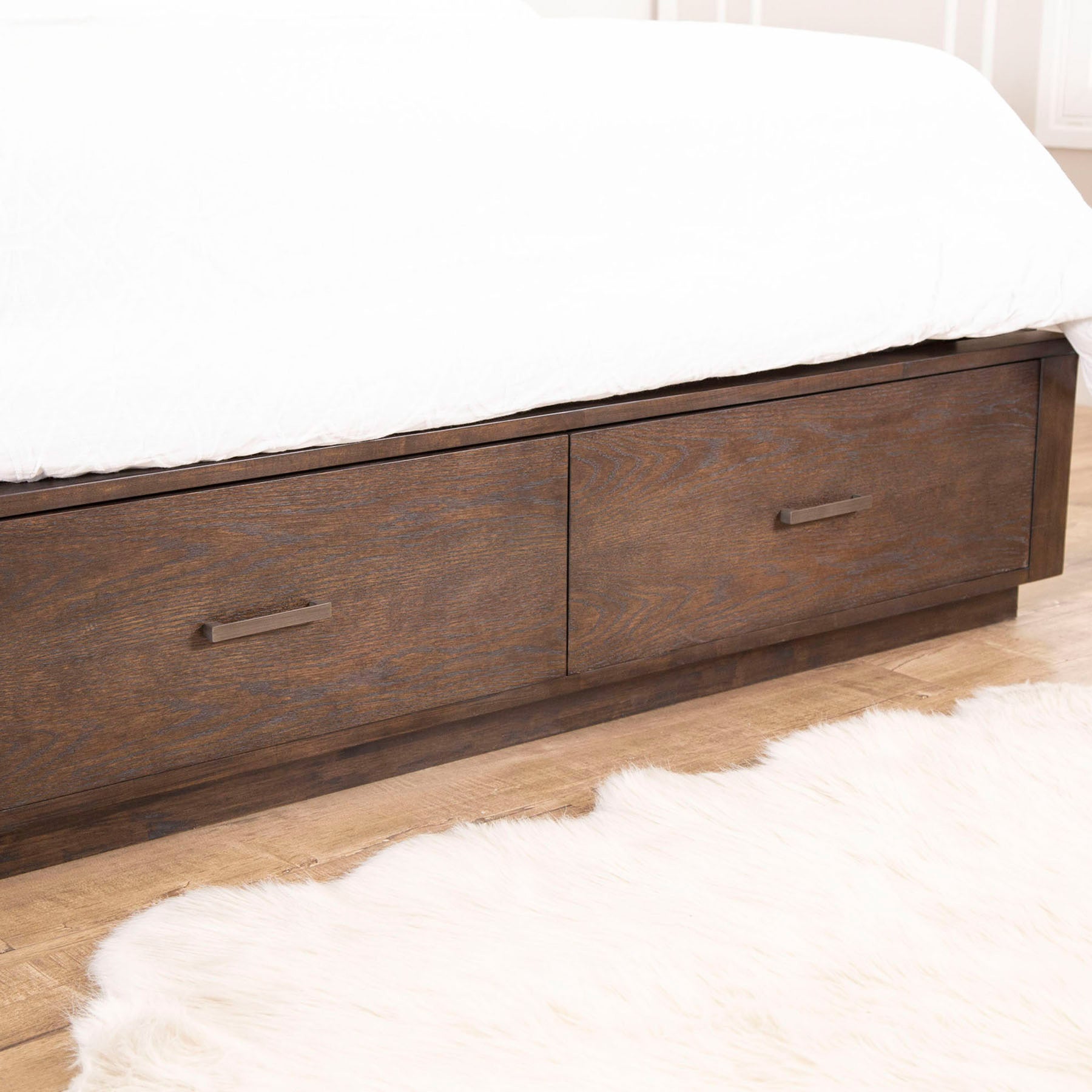 Torano 5-piece King Bedroom Set