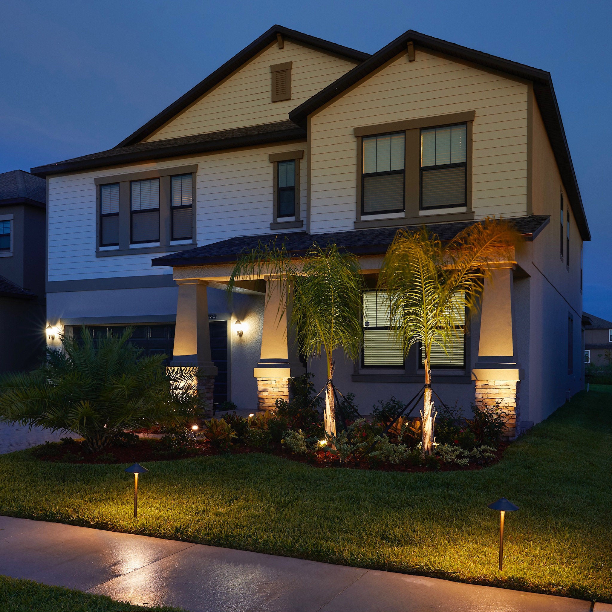 VOLT Landscape Lighting 9-piece Path & Area Light LED Starter Kit