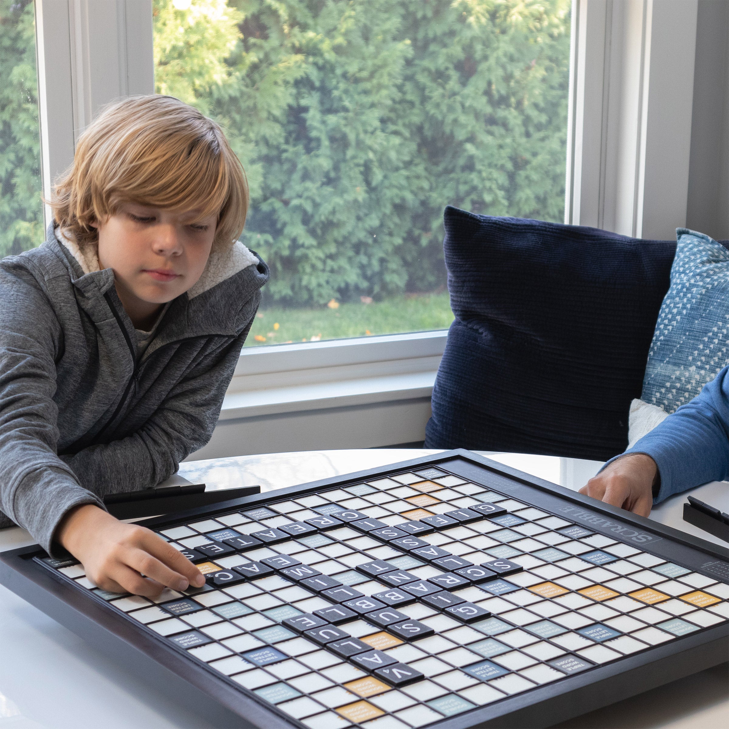 Giant Scrabble Deluxe Edition